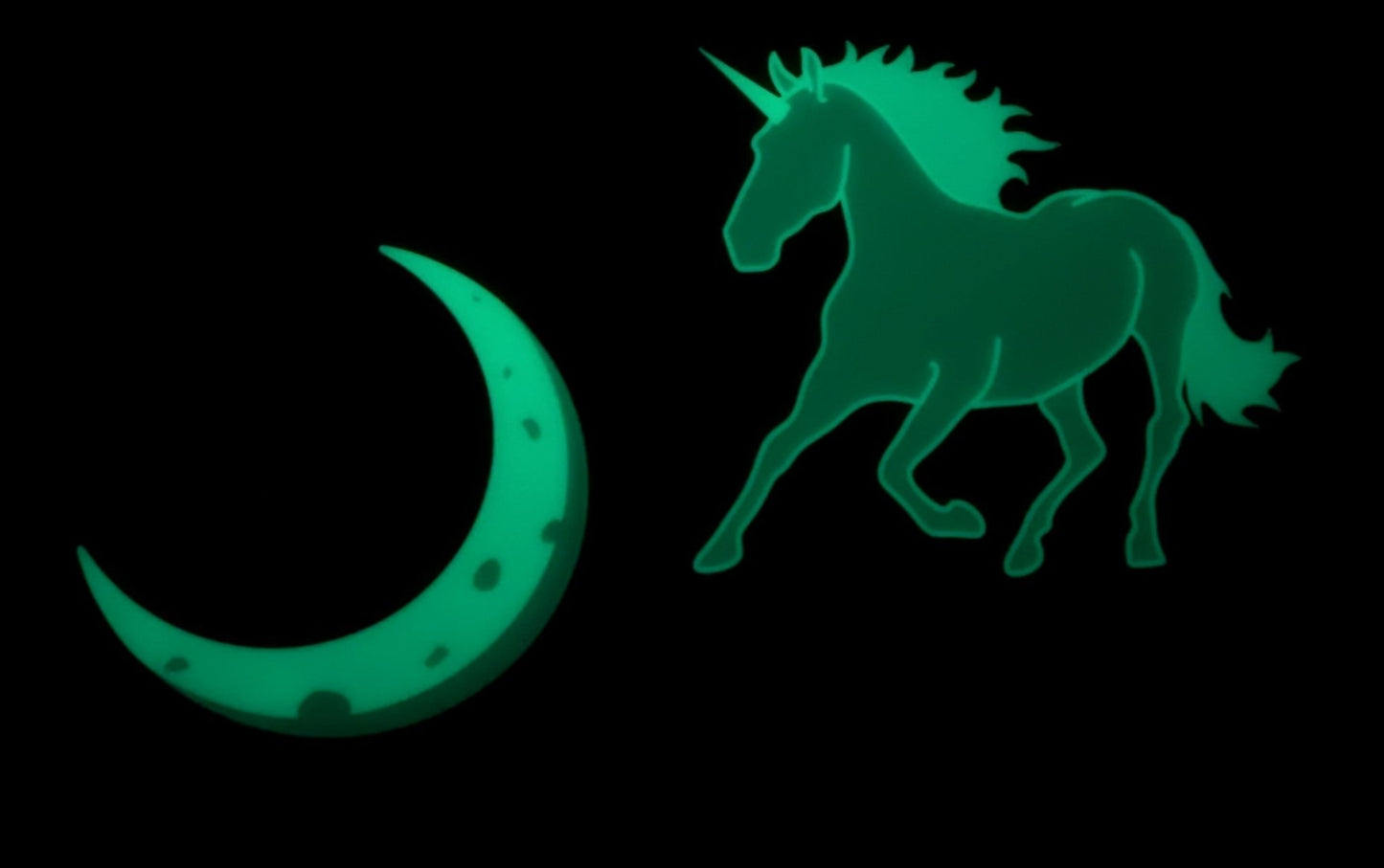 Glow-in-the-dark Pack Commission (Deposit)